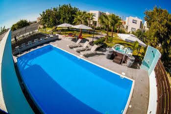 New Day Apartments Пафос Екстериор снимка